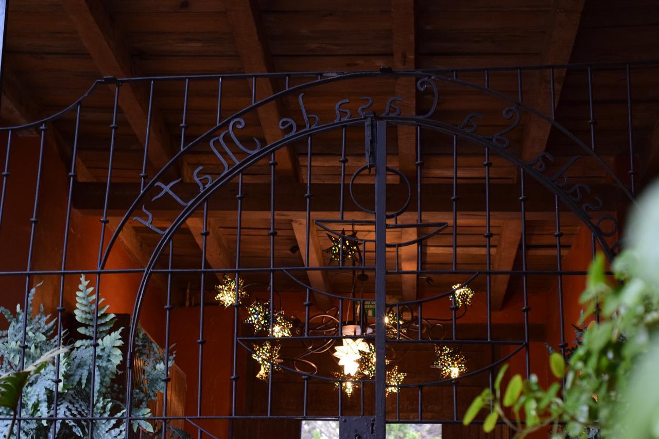 Hotel La Casa De Maty Tapalpa Kültér fotó